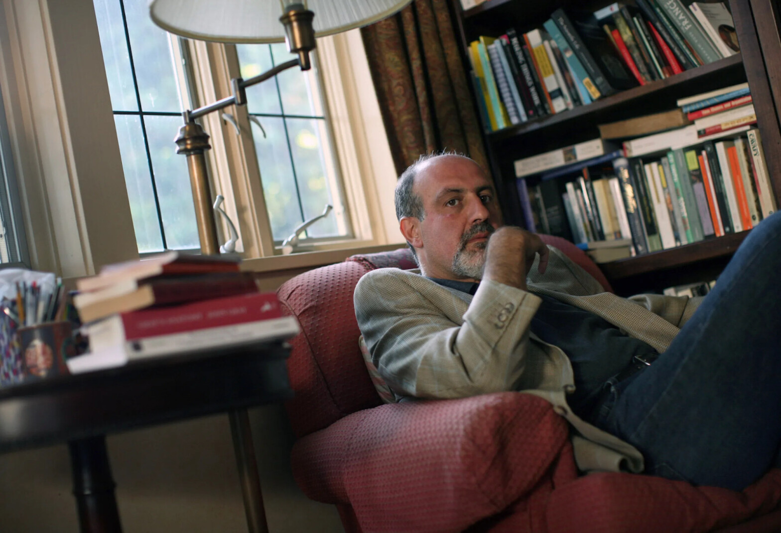 Introduction to Taleb Barbell Nassim Taleb’s famous investment approach